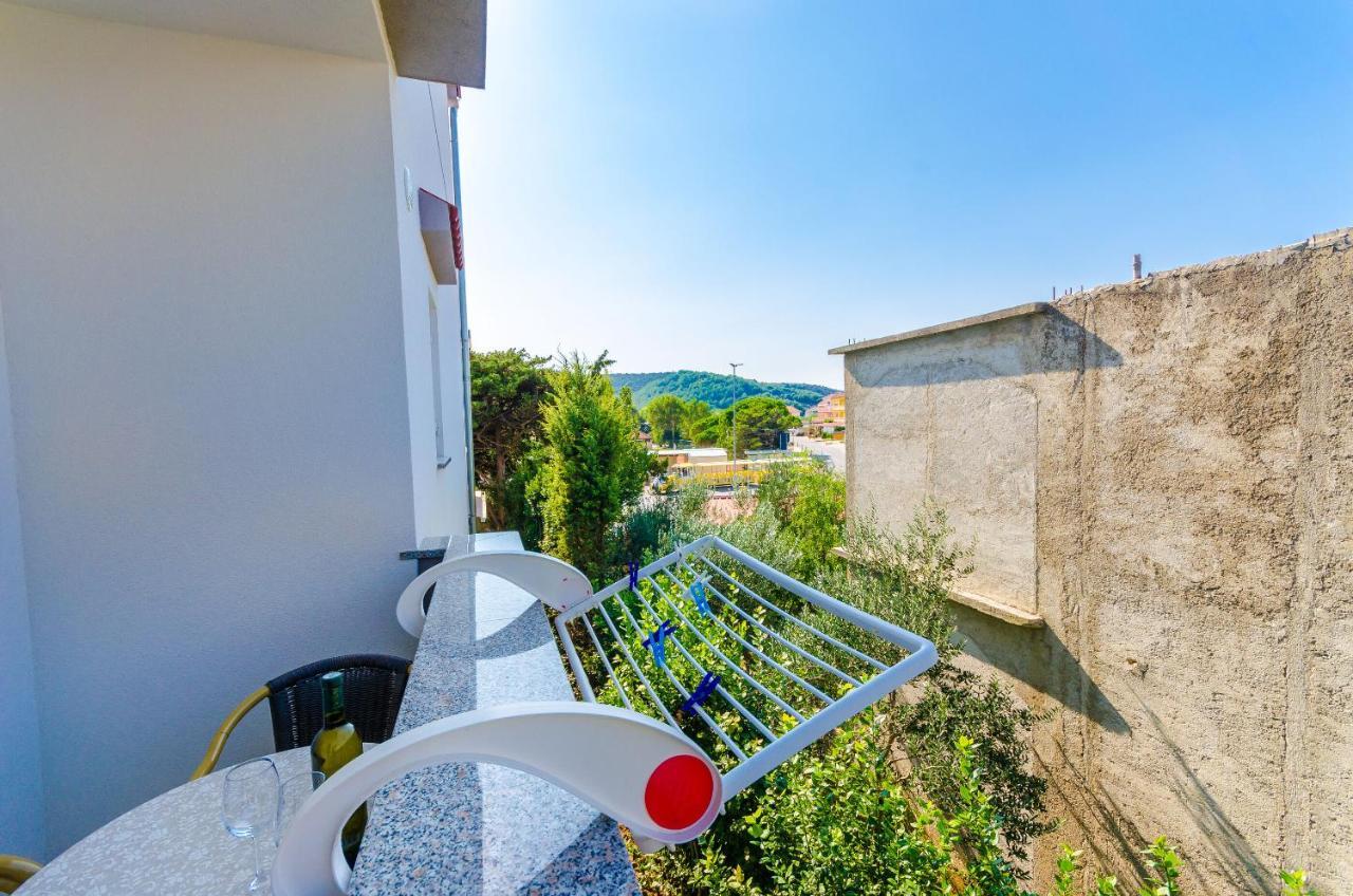 Apartments Ruza-Rajska Beach Lopar Luaran gambar