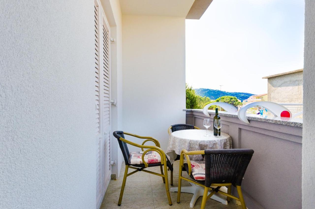 Apartments Ruza-Rajska Beach Lopar Luaran gambar